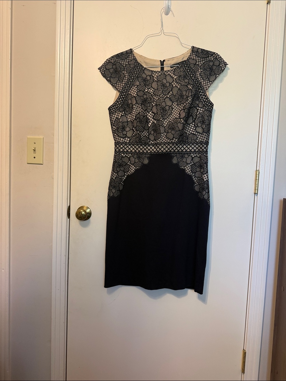 ANTONIO MELANI Black Lace-Overlay Midi Dress with Cream Lining